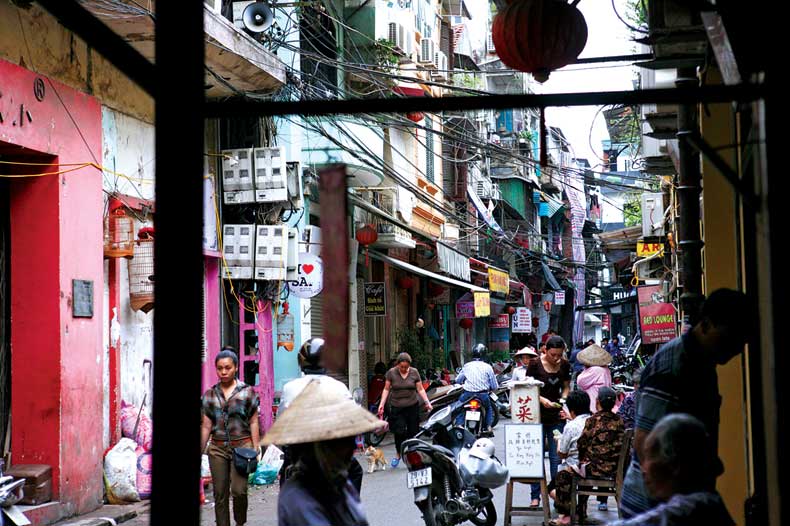 http://ashui.com/mag/images/stories/201105/hanoi_maiky6.jpg